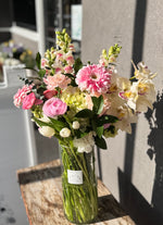 HC-010  About Flower Vase Arrangement