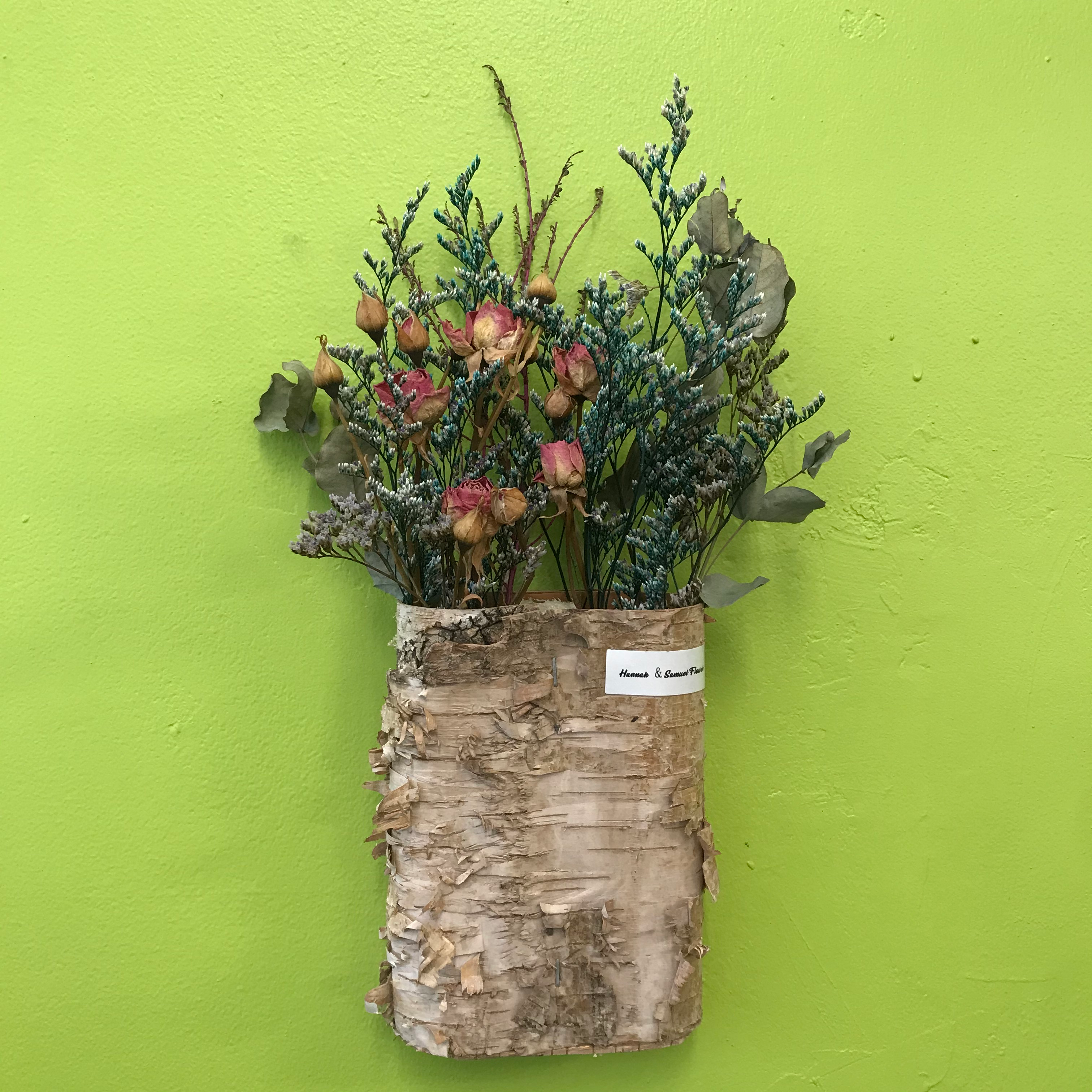 HD-40 Wall Mounted Dried Flowers
